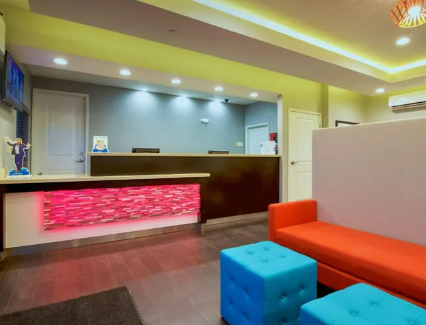 Days Inn & Suites by Wyndham Port Arthur hotel detail image 4