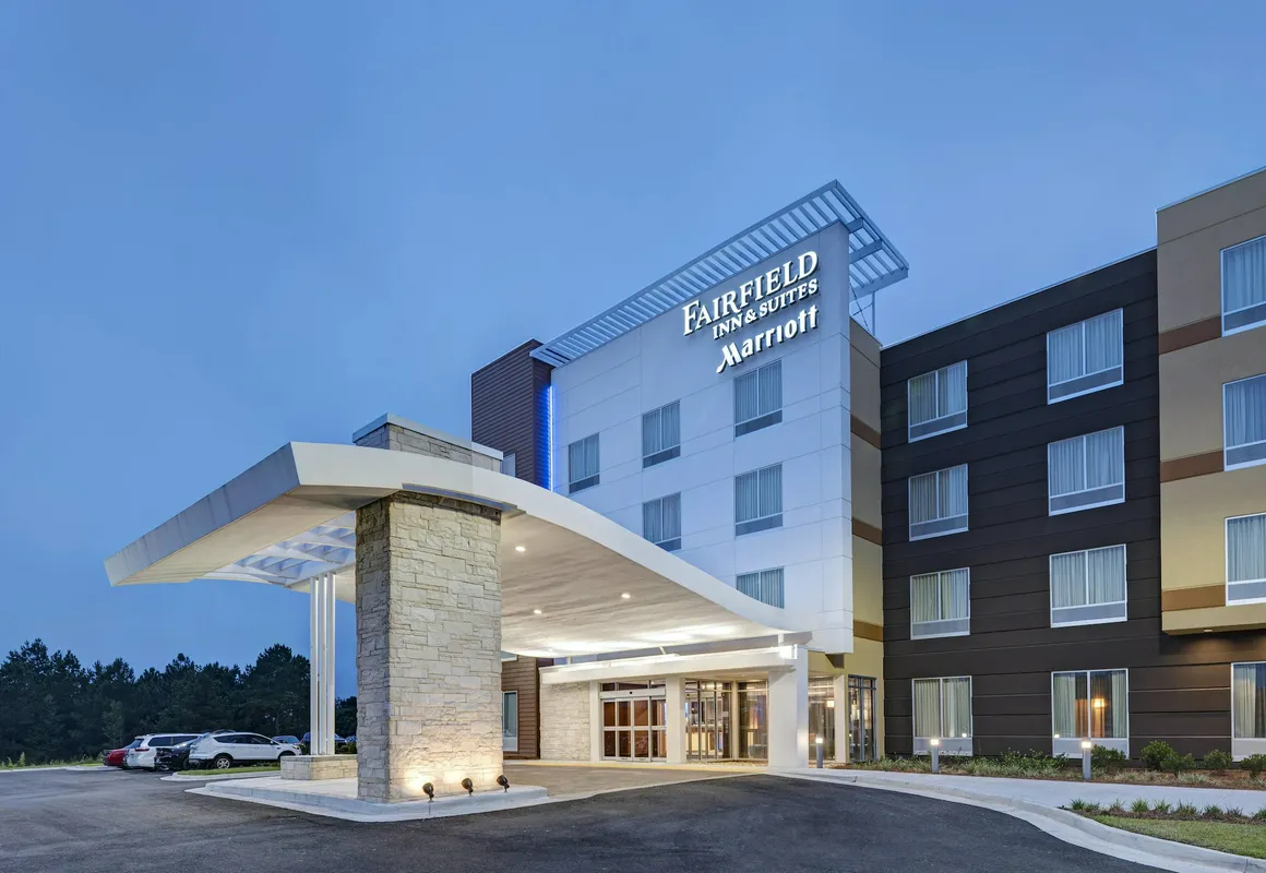 Fairfield Inn & Suites by Marriott Dublin hotel hero