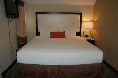 Hawthorn Suites by Wyndham Indianapolis North hotel detail image 4