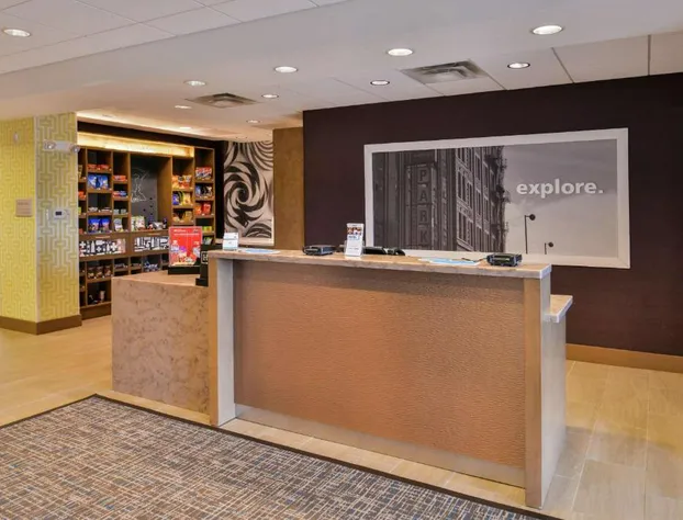 Hampton Inn & Suites St. Paul Oakdale/Woodbury hotel detail image 3