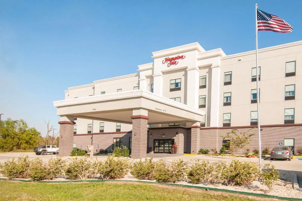 Hampton Inn Opelousas hotel hero