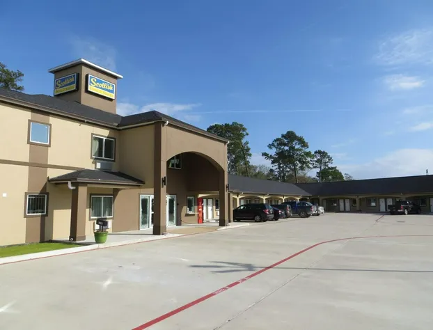 Scottish Inn & Suites hotel detail image 2