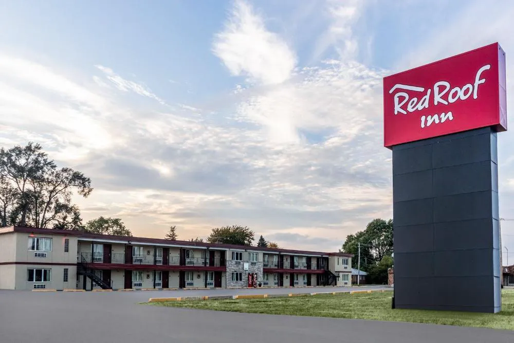 Red Roof Inn Chicago - Alsip hotel hero