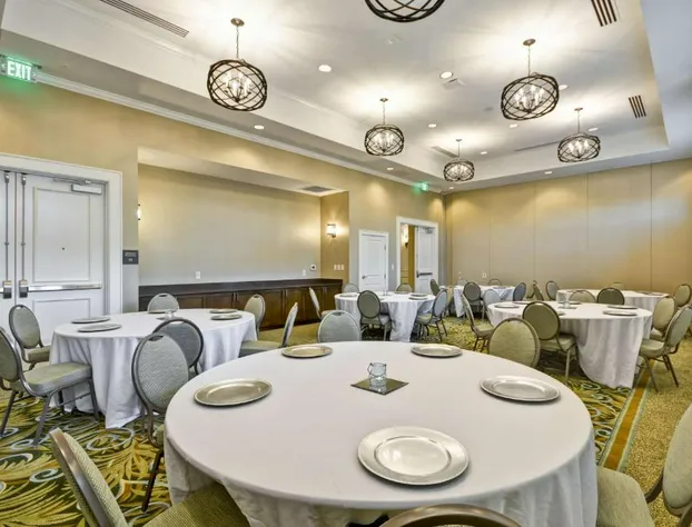 Hampton Inn & Suites Charleston Airport hotel detail image 2