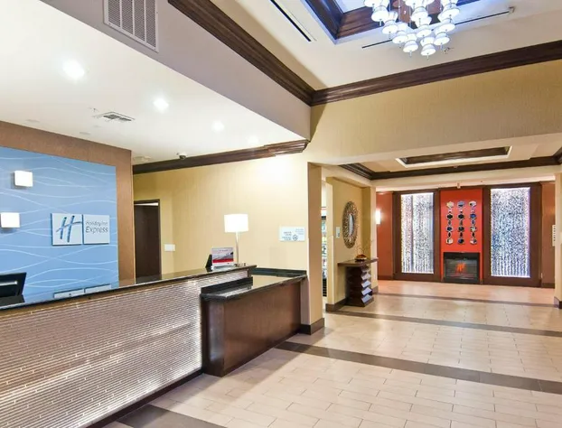 Holiday Inn Express & Suites San Antonio - Frost Bank Ctr hotel detail image 2