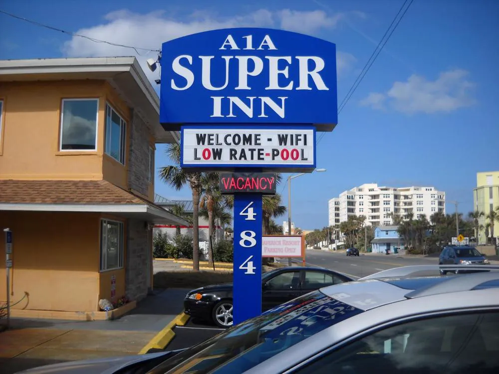 A1A Super Inn hotel hero