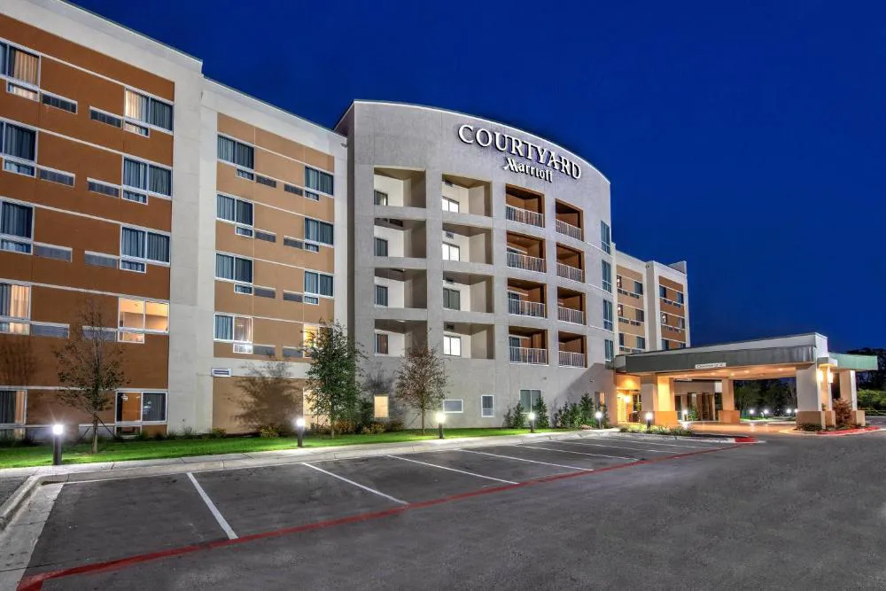 Courtyard by Marriott Austin Northwest/Lakeline hotel hero