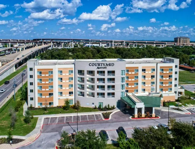 Courtyard by Marriott Austin Northwest/Lakeline hotel detail image 1