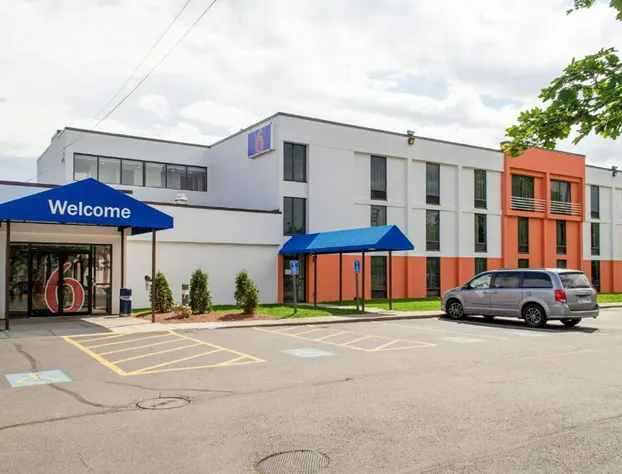 Motel 6 Brockton, MA hotel detail image 4