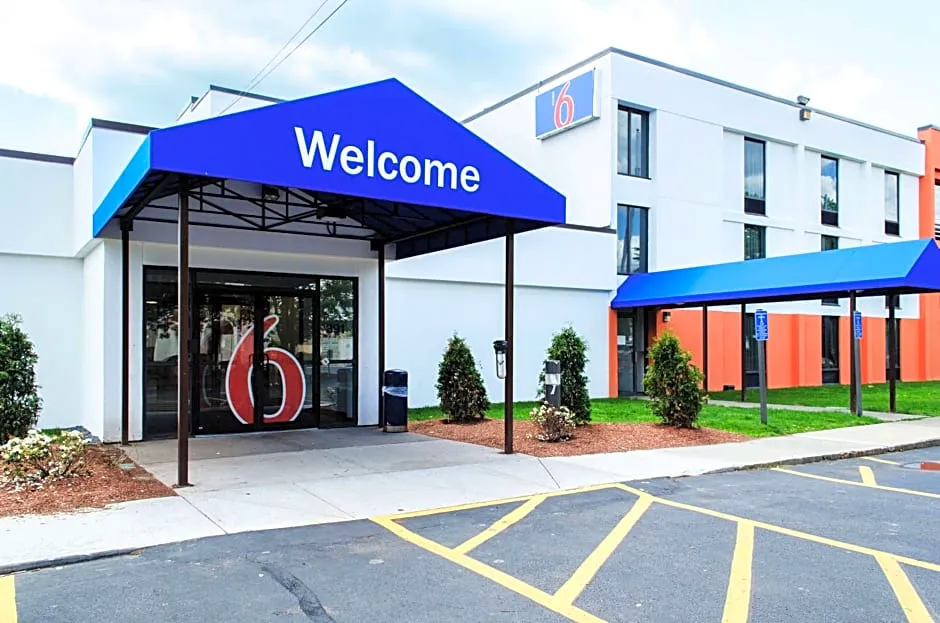 Motel 6 Brockton, MA hotel hero