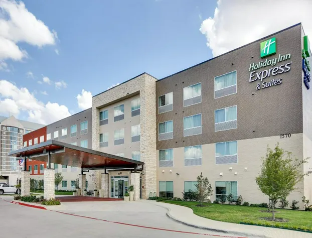 Holiday Inn Express & Suites Dallas NW - Farmers Branch by IHG hotel detail image 1