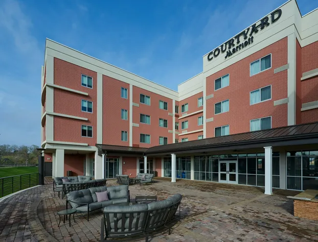 Courtyard by Marriott Rome hotel detail image 1