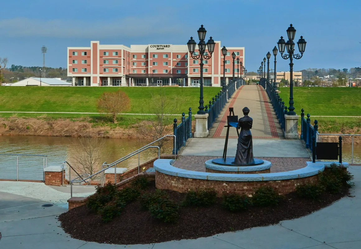 Courtyard by Marriott Rome hotel hero