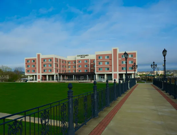 Courtyard by Marriott Rome hotel detail image 2