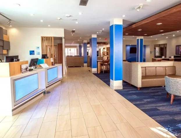 Holiday Inn Express & Suites Commerce by IHG hotel detail image 3