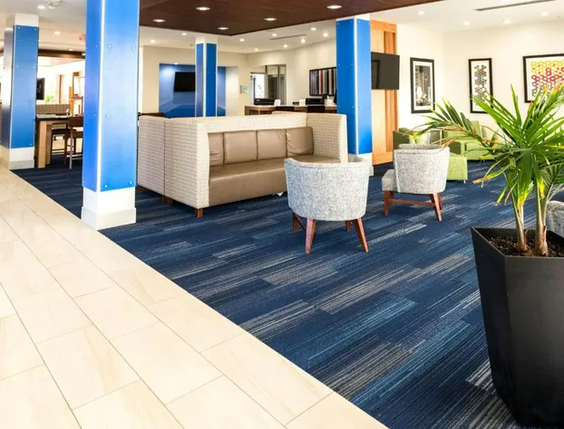 Holiday Inn Express & Suites Commerce by IHG hotel detail image 4