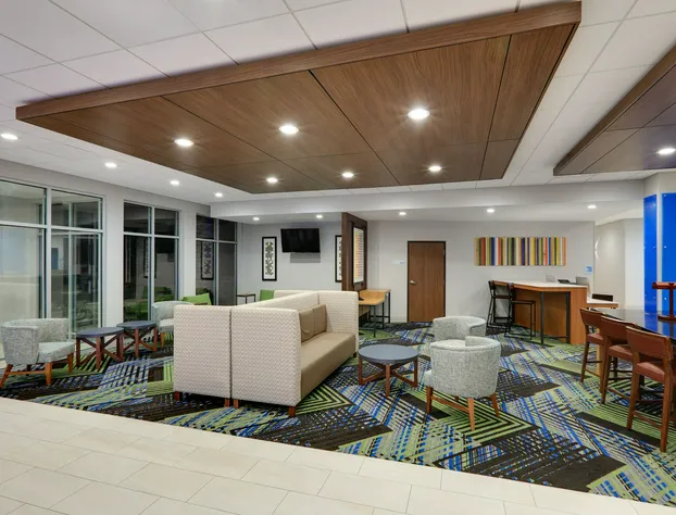 Holiday Inn Express & Suites Dallas NW HWY - Love Field by IHG hotel detail image 3