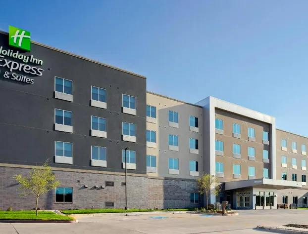 Holiday Inn Express & Suites Lubbock Central - Univ Area by IHG hotel detail image 1