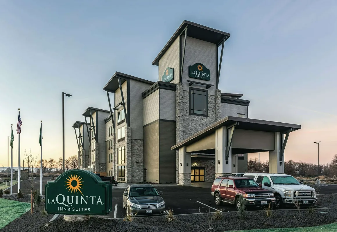 La Quinta Inn & Suites by Wyndham Walla Walla hotel hero
