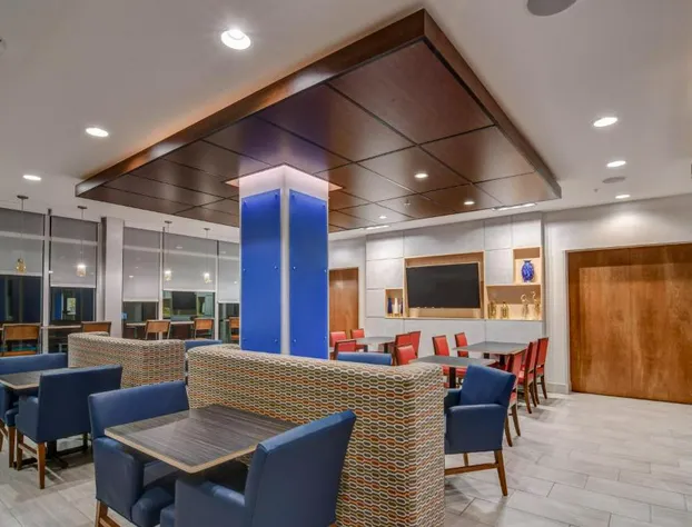 Holiday Inn Express Fort Walton Beach Central by IHG hotel detail image 2