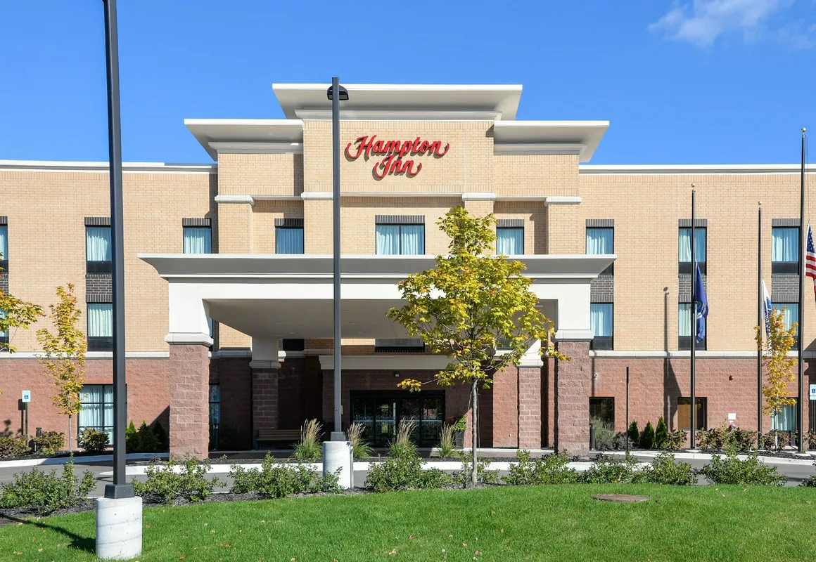 Hampton Inn Brighton hotel hero