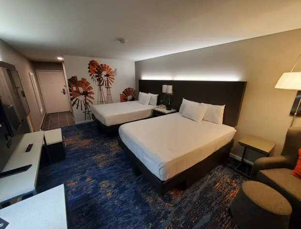 Clarion Pointe Marshall hotel detail image 3