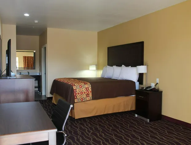 Express Inn & Suites - Bush Airport hotel detail image 4