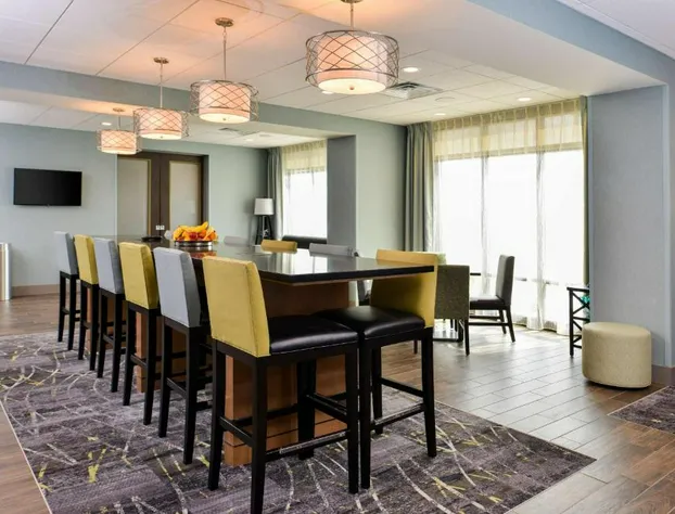 Hampton Inn Omaha Airport hotel detail image 2