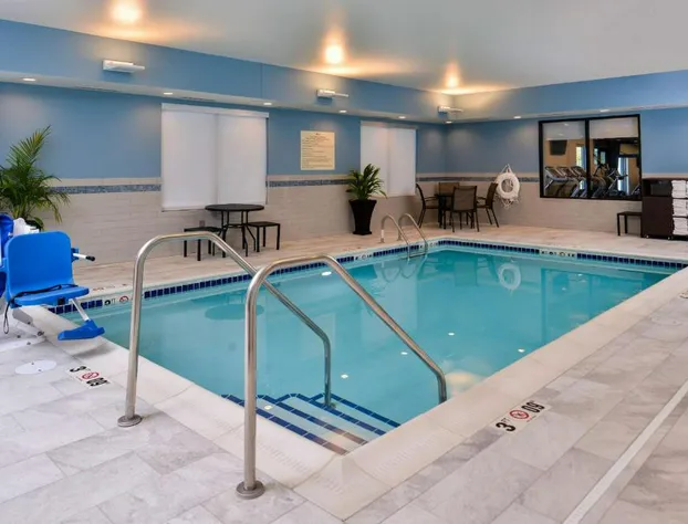 Hampton Inn Omaha Airport hotel detail image 3