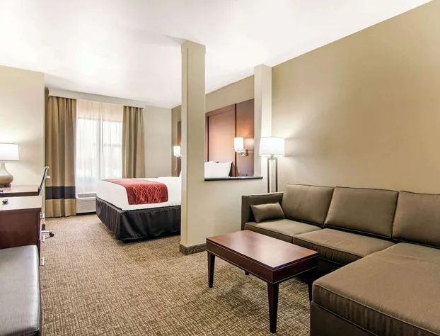 Comfort Inn & Suites Independence hotel detail image 2