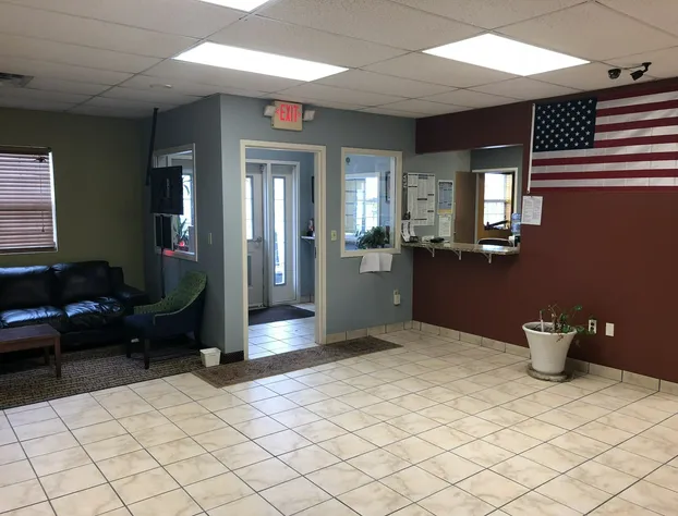 Economy Inn North Randall hotel detail image 4