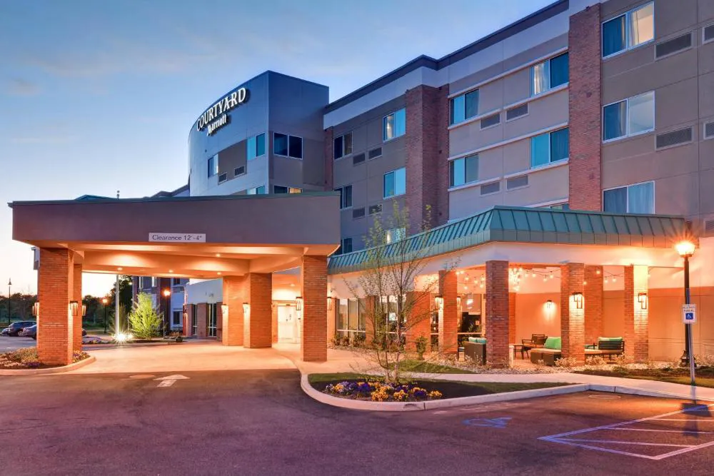 Courtyard by Marriott Long Island Islip/Courthouse Complex hotel hero