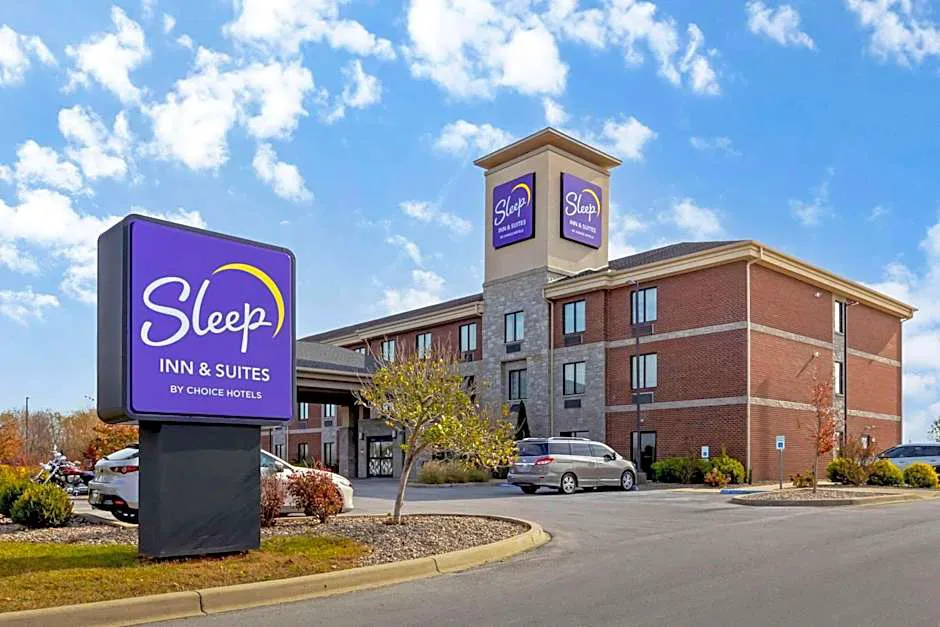 Sleep Inn & Suites hotel hero