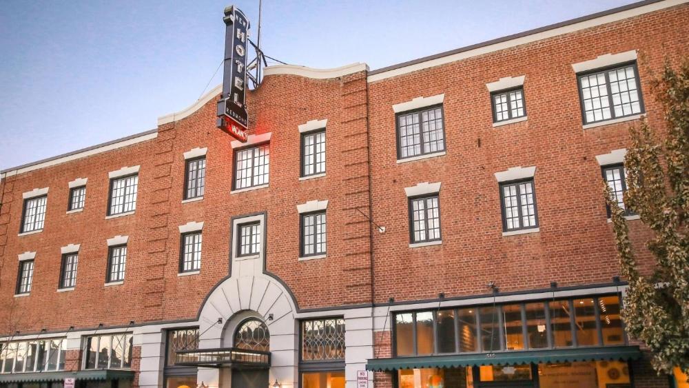 SCP Hotel Redmond hotel hero