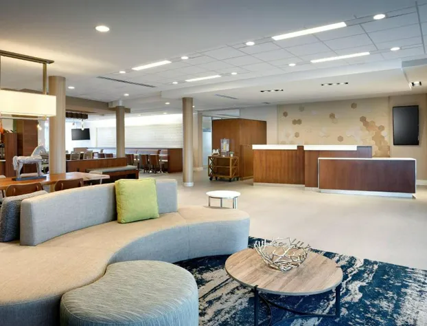 Fairfield Inn & Suites by Marriott Springfield North hotel detail image 3