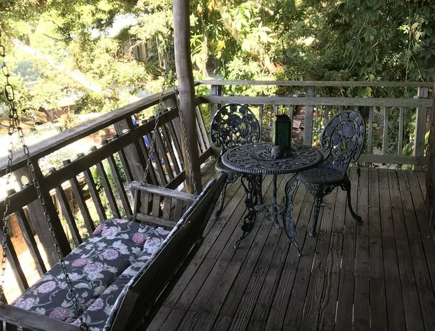 Hale Maluhia Country Inn hotel detail image 1