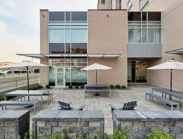 Hampton Inn & Suites by Hilton Quebec City Levis hotel detail image 1