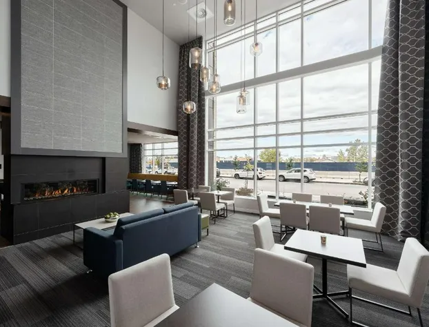 Hampton Inn & Suites by Hilton Quebec City Levis hotel detail image 1