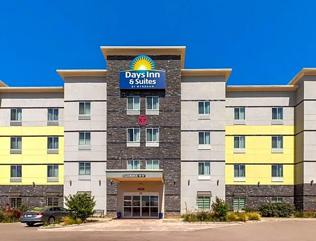 Days Inn & Suites by Wyndham Lubbock Medical Center hotel detail image 1