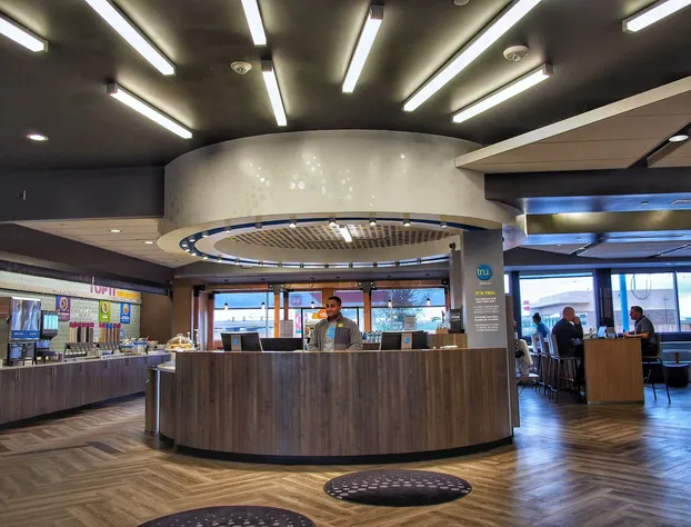 Tru By Hilton Oklahoma City Airport hotel detail image 3