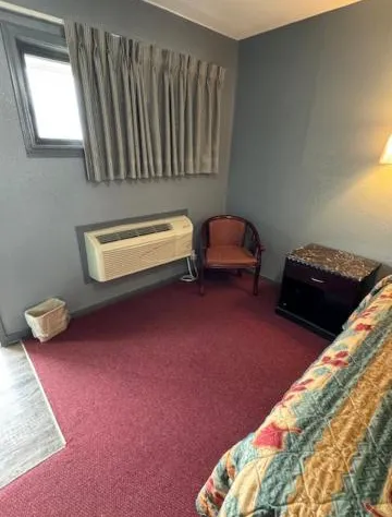 Pratt Budget Inn hotel detail image 1