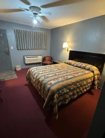 Pratt Budget Inn hotel detail image 4