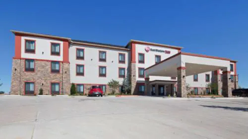 Best Western Plus Wewoka Inn & Suites hotel hero