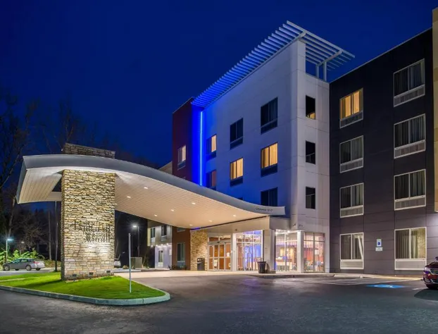 Fairfield Inn & Suites by Marriott Eugene East/Springfield hotel detail image 1