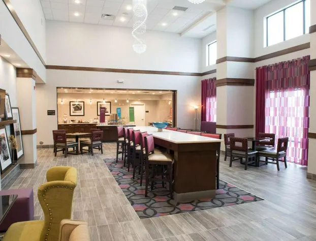 Hampton Inn & Suites Bay City hotel detail image 4