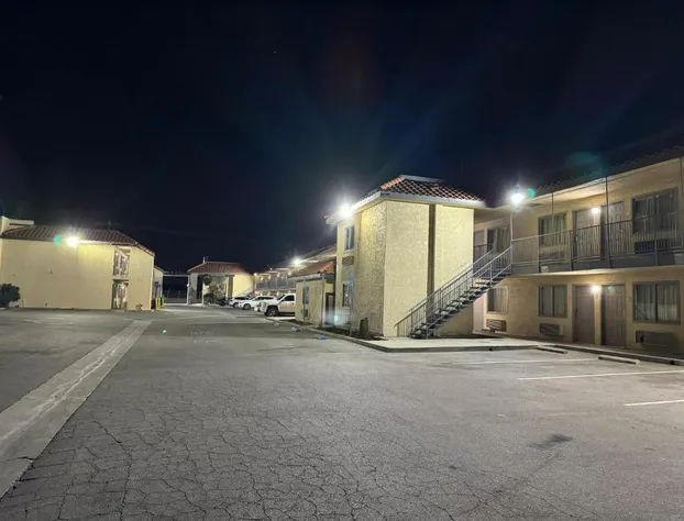 Baymont by Wyndham Bakersfield hotel detail image 4