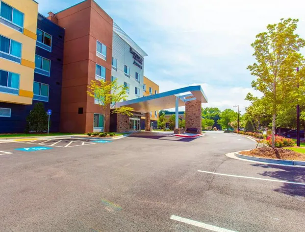Fairfield Inn & Suites by Marriott Atlanta Woodstock hotel detail image 2