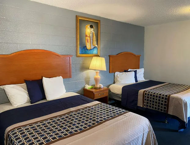 Knights Inn Fairview hotel detail image 4