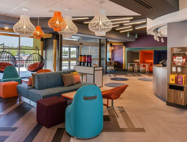 Tru by Hilton Little Rock West hotel detail image 3