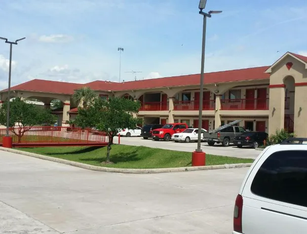 Americas Best Value Inn & Suites Houston NE hotel detail image 1